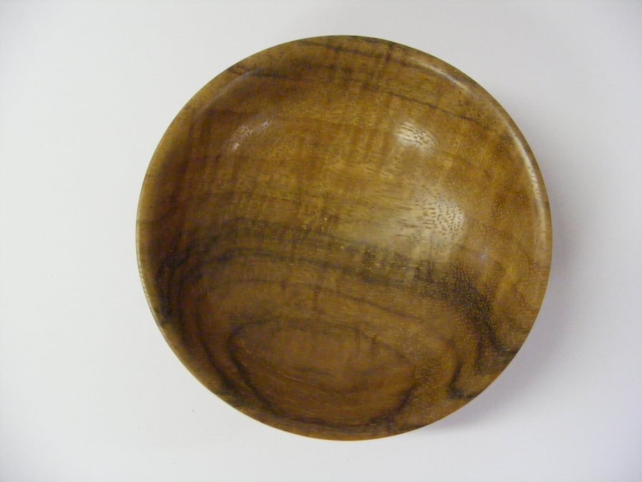 Laurel bowl