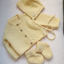 Hand knit baby set, coming home outfit, cardigan set