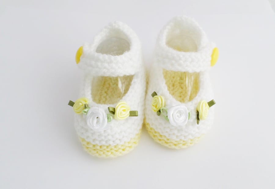 Mary Jane knitted baby shoes white and lemon 0-3 months