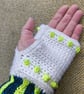 Shamrock Crochet Fingerless Gloves - Image 3