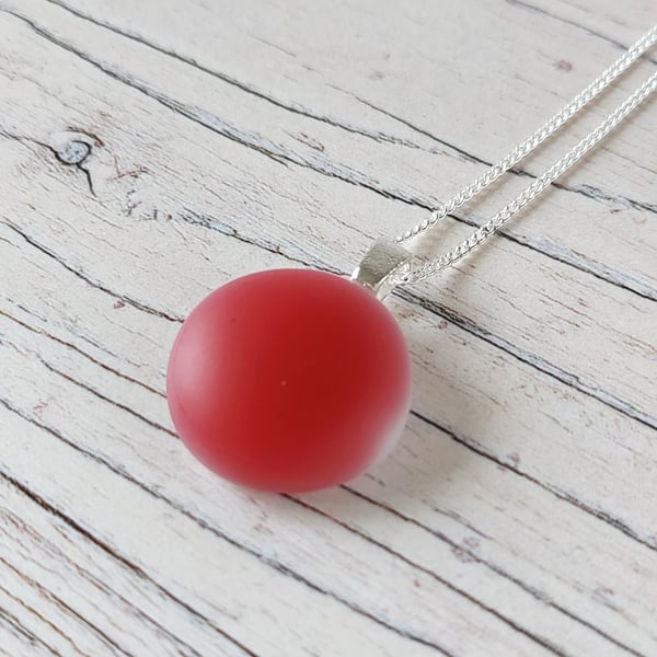 Raspberry frosted glass pendant with chain