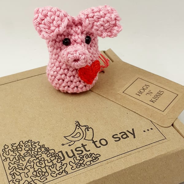 Crochet Hogs 'n' Kisses Hanger - Alternative to a Greetings Card 