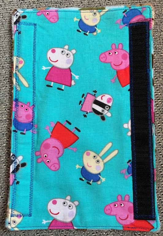 Peppa Pig Reversible Seat Belt Cover - Blue Peppa with a Monkey backing