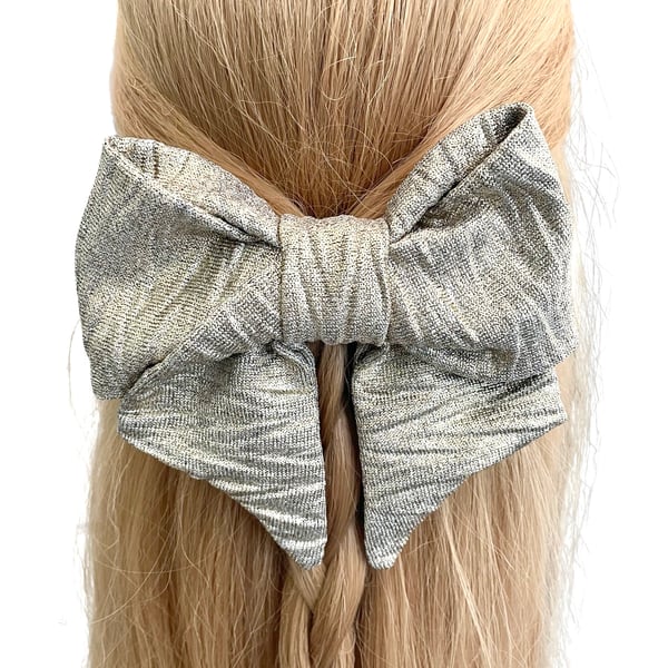 Gold zig zag patterned oversized hair bow barrette clip for women