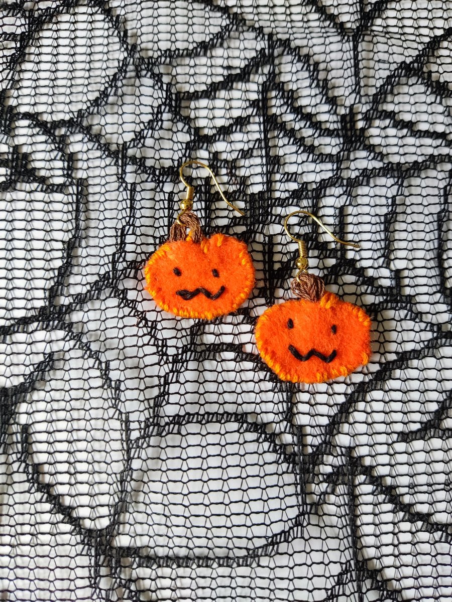 Handmade felt Pumpkin earrings 