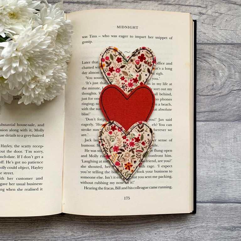 Bookmark, heart trio bookmark