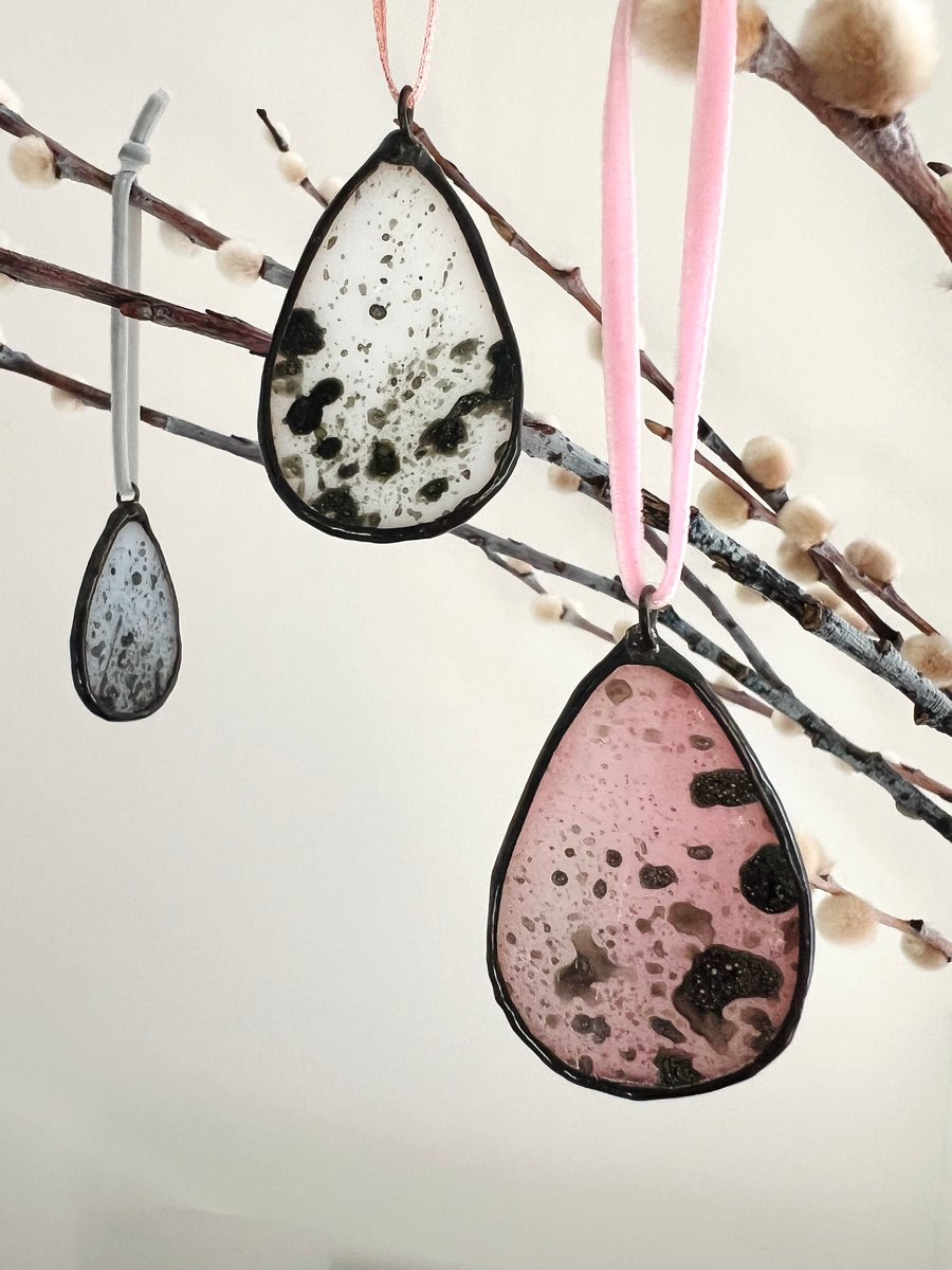 3 pastel stained glass mini eggs choice of spring decor colours for Easter