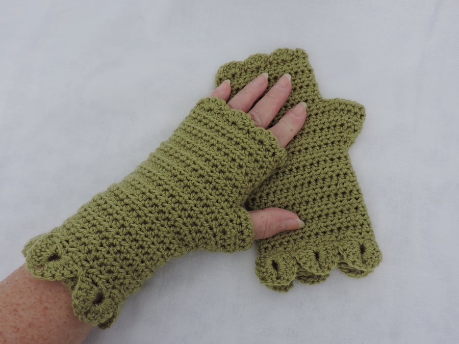 CLEARANCE SALE Fingerless Mitts Dragon Scale Cuffs Olive