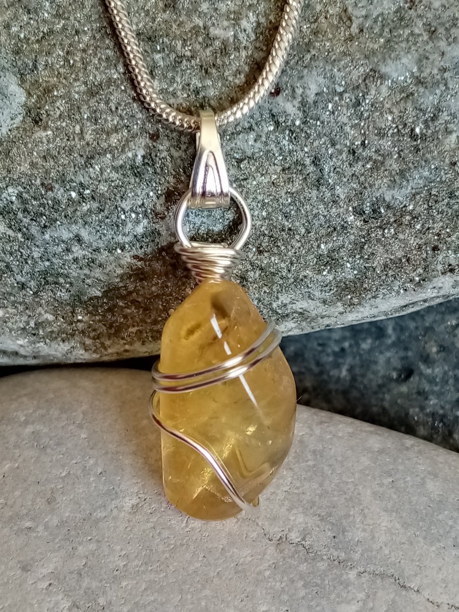 Wire-wrapped natural Citrine tumble sone