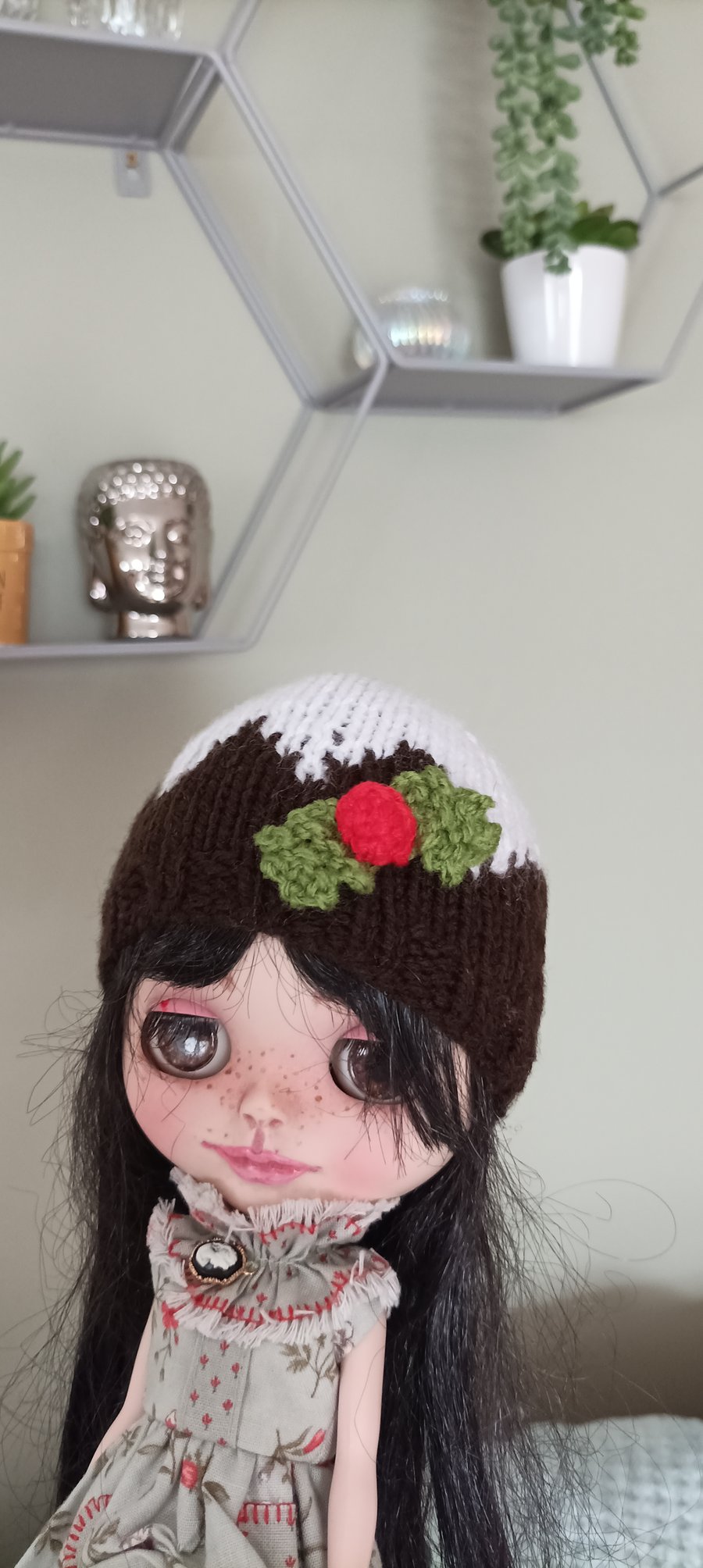 Xmas Pudding Knitted Dolls Hat