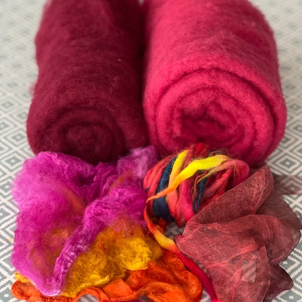 Nuno Felt Hat and Cowl on a Ball Course - Pink, Red, Orange,Gold Materials Kit