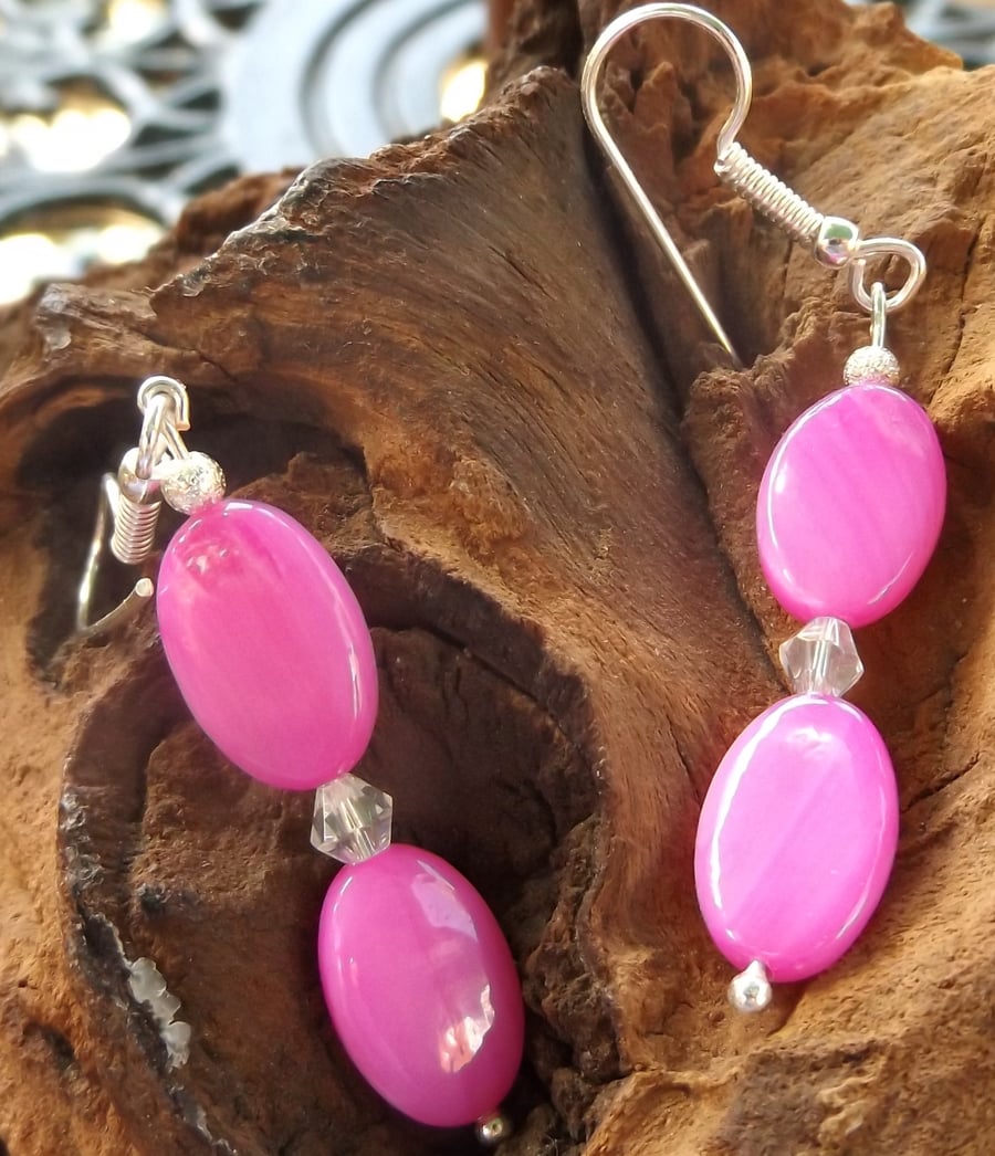 Hot pink shell pearl dangle earrings