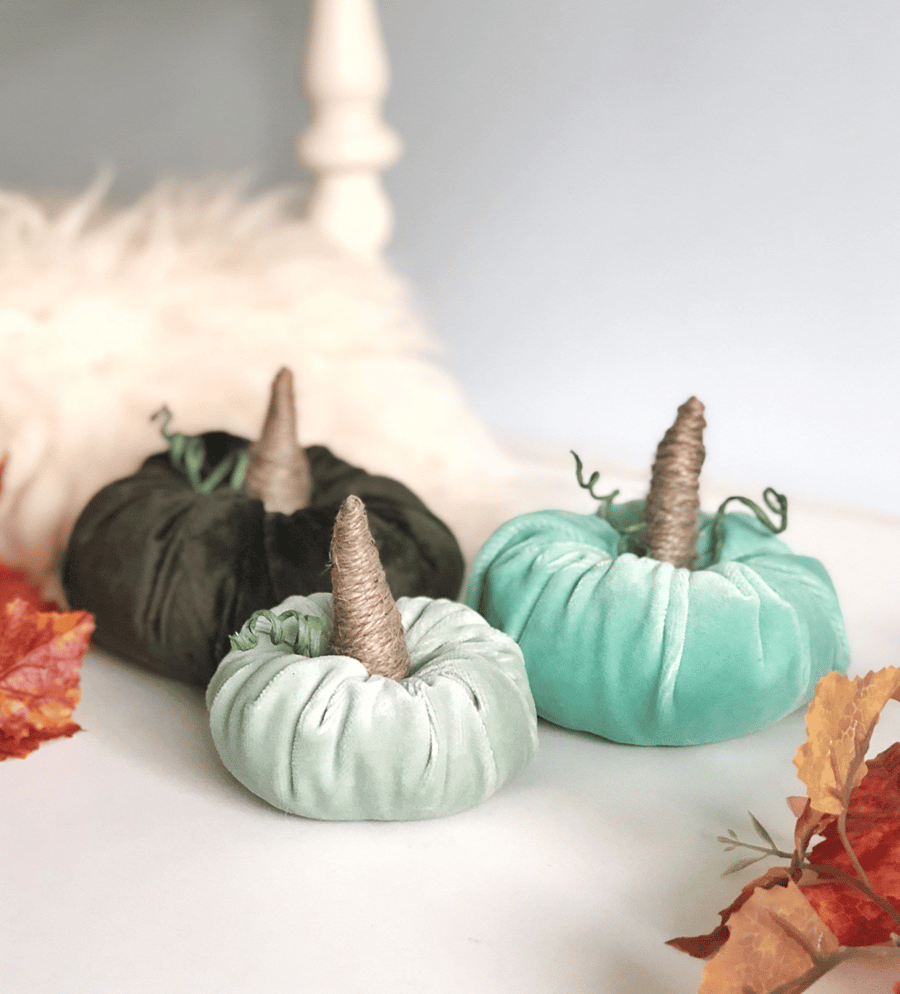 Set of 3 Green Velvet Pumpkins