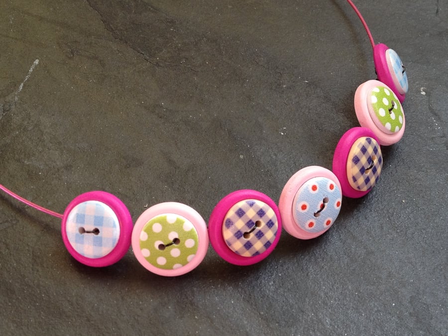 Folk Art Button Necklace Pinks