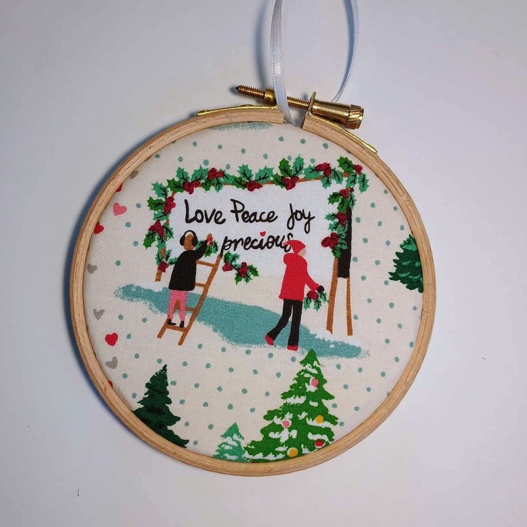 Holly Christmas decoration - fabric picture hoop art 