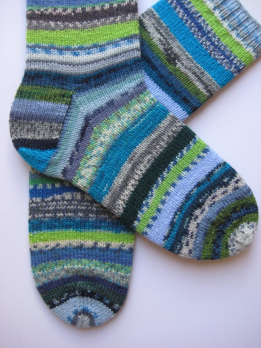 socks, knitted socks, hand knit mens wool scrappy socks size 8-10