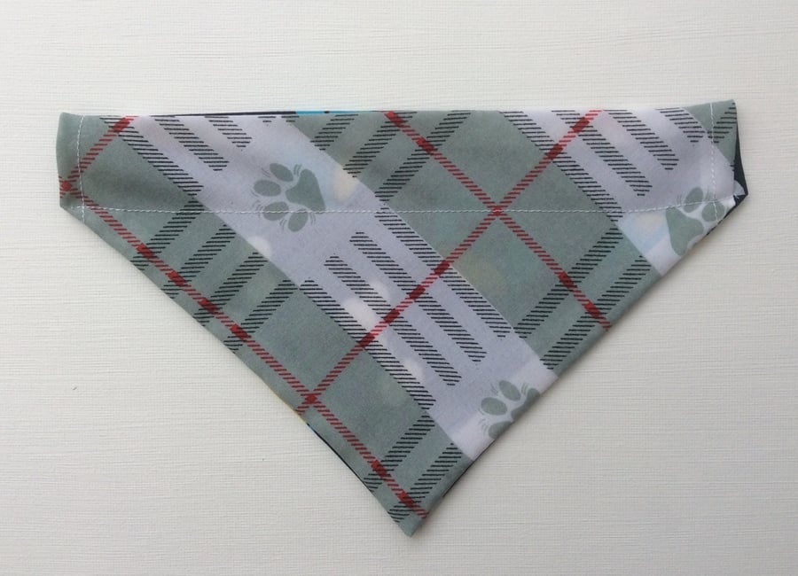 Reversible, over the collar bandana for small dog 