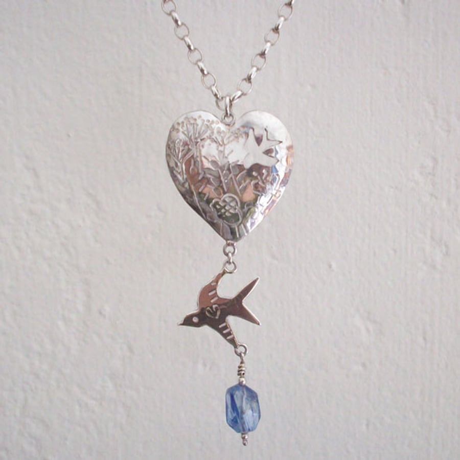 Swift Heart Pendant Necklace 