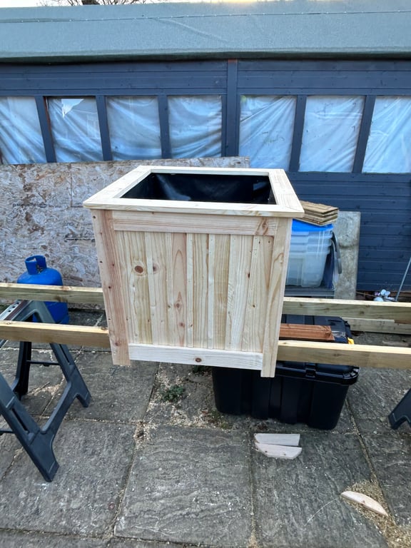 Decorative wooden planter 60cm 