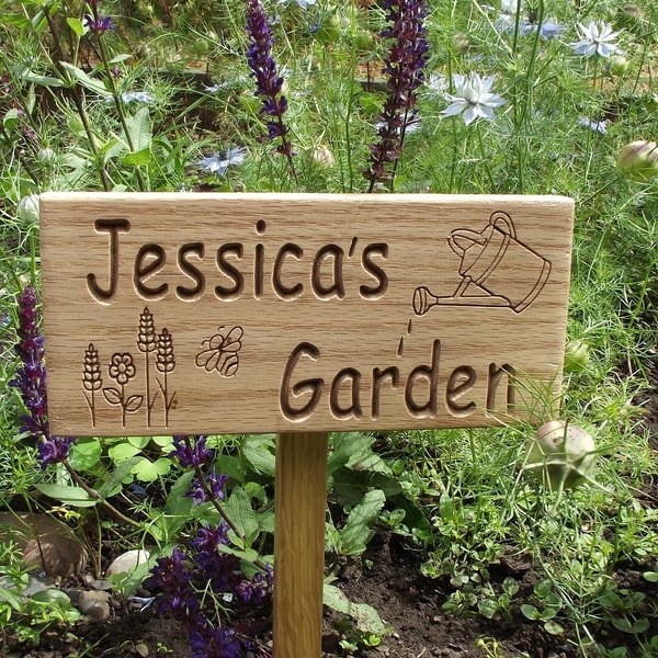 Garden plaque Carved Oak personalised Plaque Outdoor Gardener Allotment Marke 