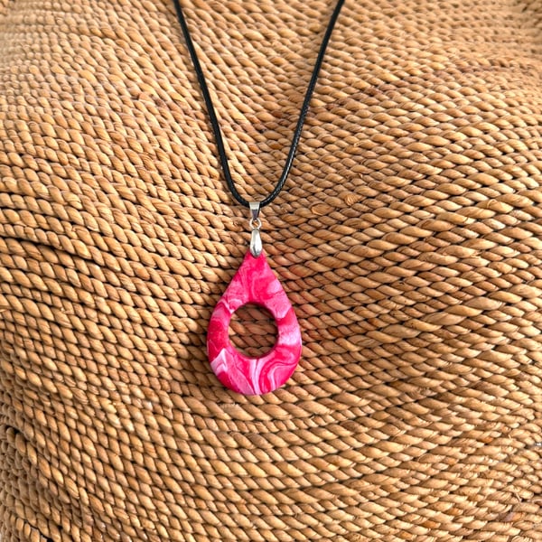 Pink and Red Marbled Glasses Holder Necklace Shimmer Teardrop Pendant