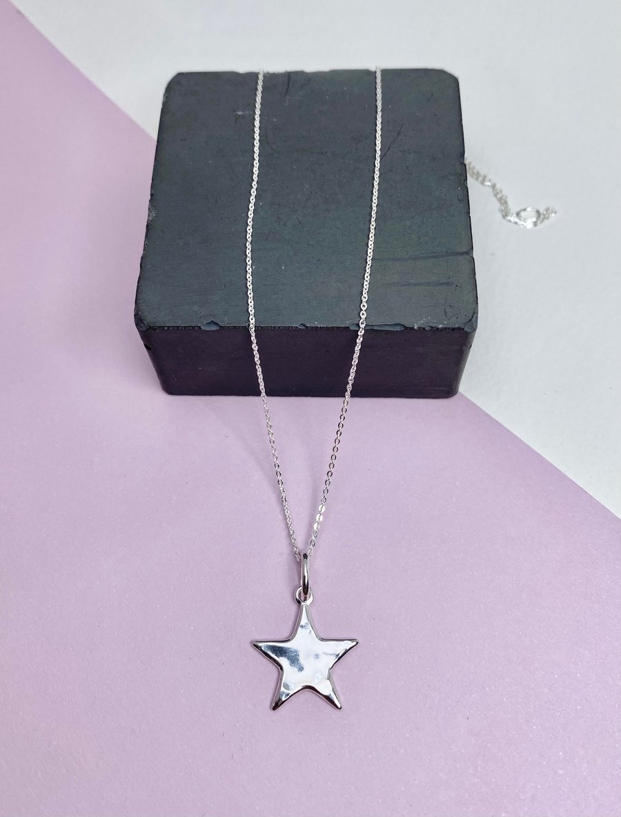 Womens silver star necklace