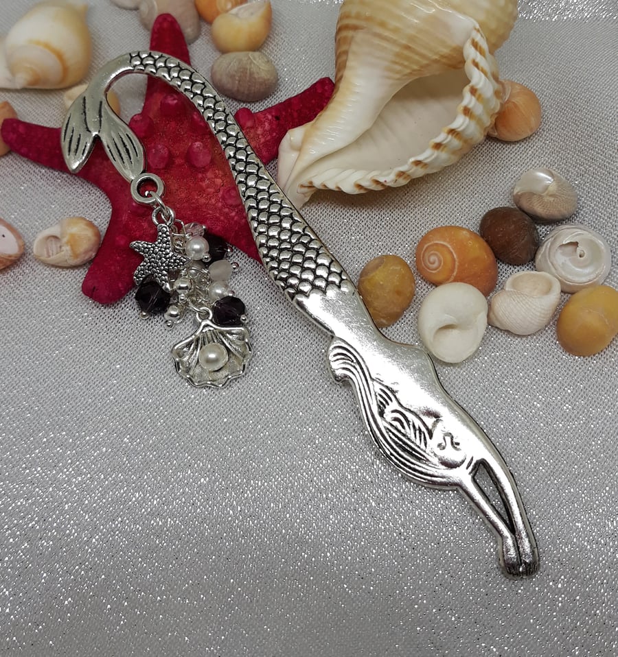 MM60 Mermaid bookmark with shell, starfish and purple bead collection.