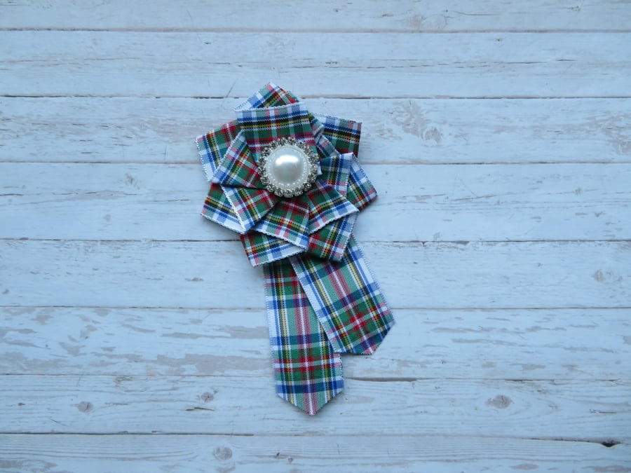 Dress Stewart Tartan Ruffle Rosette Pearl & Diamante Brooch Pin 