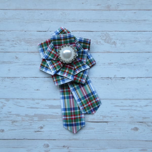 Dress Stewart Tartan Ruffle Rosette Pearl & Diamante Brooch Pin 