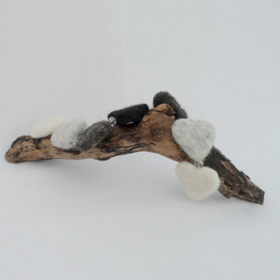 Needle felted hanging hearts (monochrome)