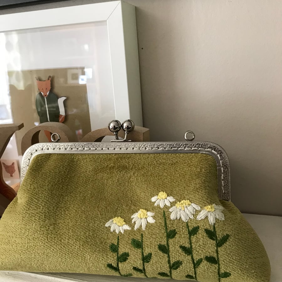 Funky Green Daisy Clutch purse