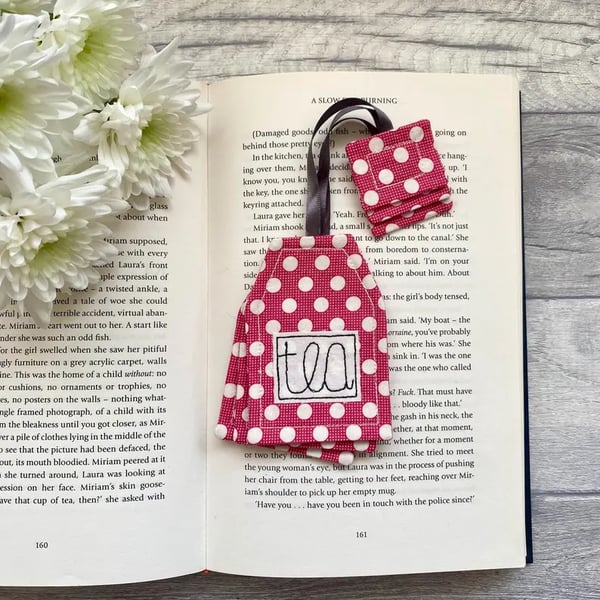 Tea bag bookmark