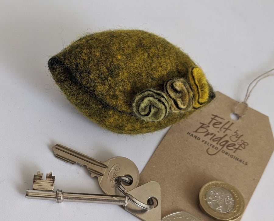 Small felted Pod Purse: Yellow