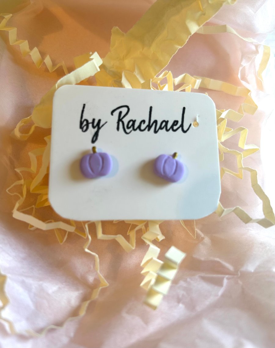Pastel lilac pumpkin studs