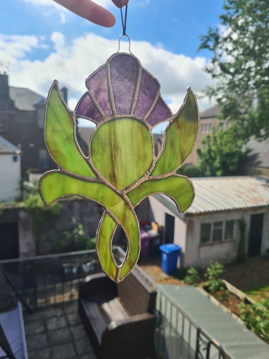 Stained glass thistle 