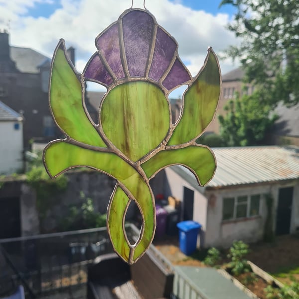 Stained glass thistle 
