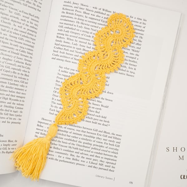 Handmade Crochet bookmarks, boho bookmarks, reading accessories, gift for reader