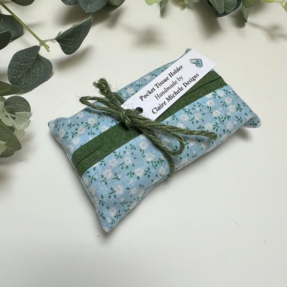 Tissue Holder, Pocket Tissue Holder, Tissue Pouch, Travel Accessory Blue Floral