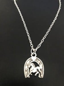 horseshoe horse pendant necklace silver plated 18"" chain tibetan silver charm