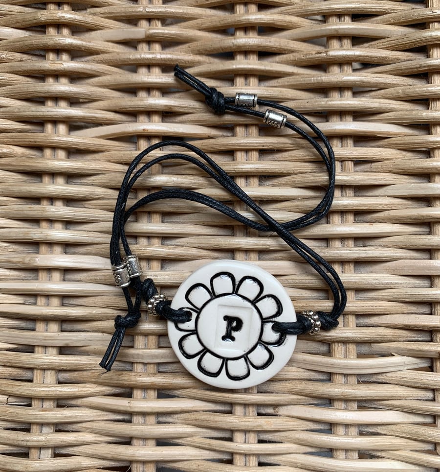 Letter 'P' Ceramic Disc Bracelet