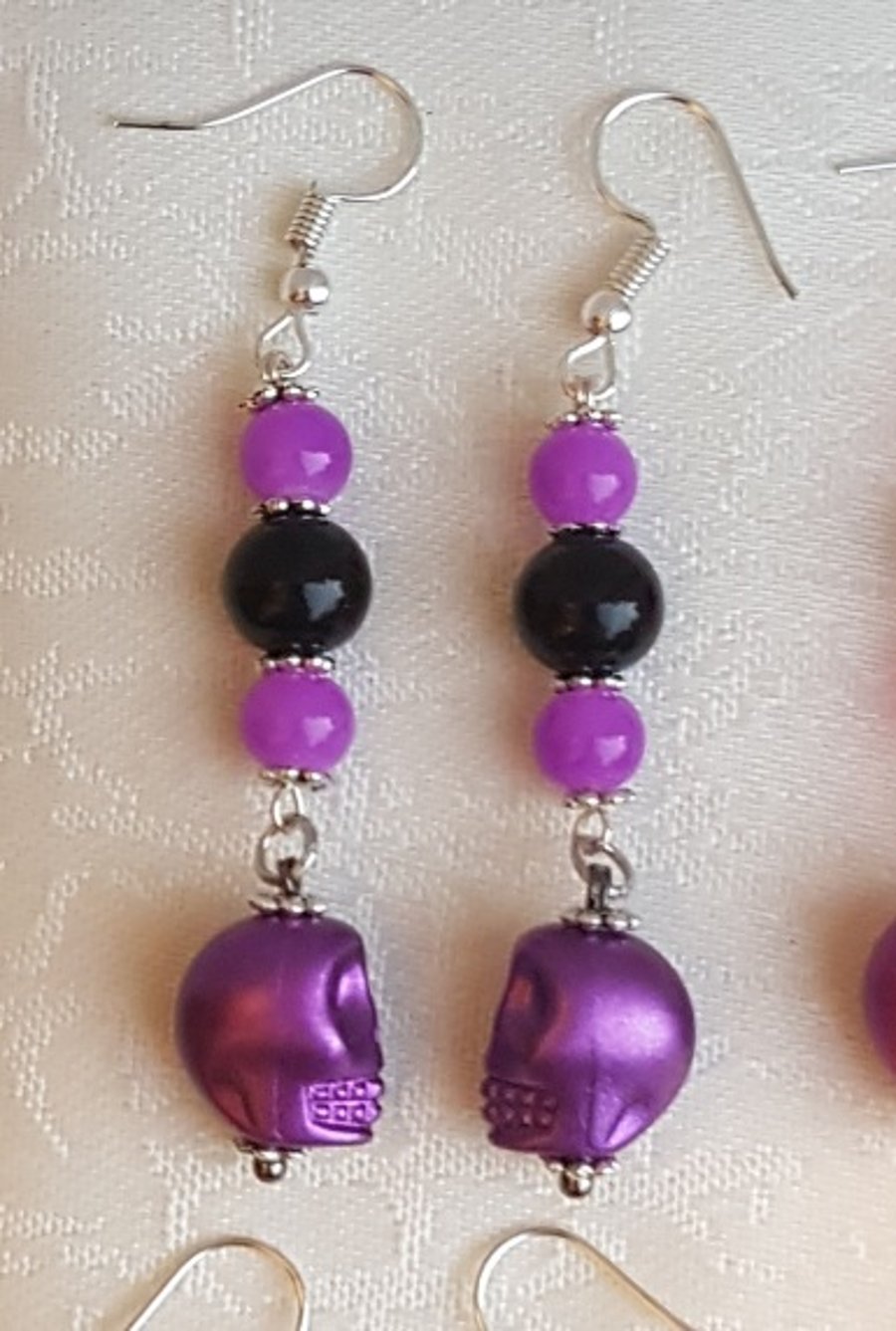 Spooky Bead and Skull dangle Earrings - Spooky Purple