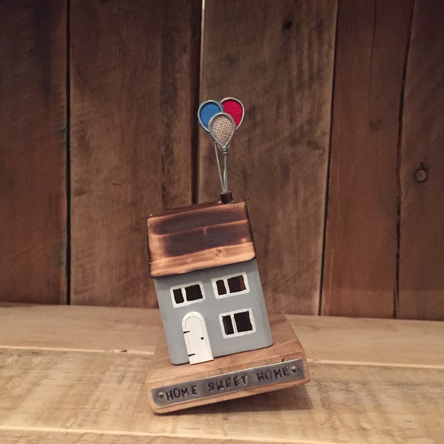 Mini Cottage with balloons Home Gift 
