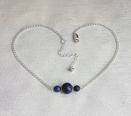 Gorgeous Lapis Lazuli Bead Choker Necklace.