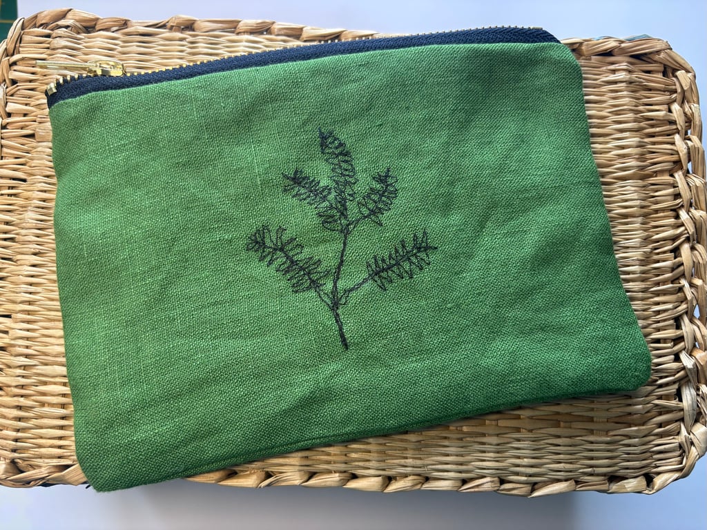 Linen purse. Linen pouch. Makeup bag. Machine embroidered purse.