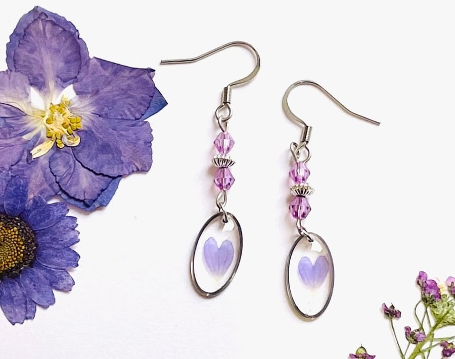 Dainty pressed flower earrings, real flower jewelry, allergy free jewellery