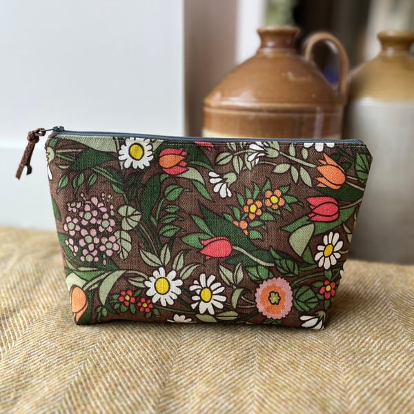 Vintage Flower Waltz linen large zip pouch with beige gingham cotton lining
