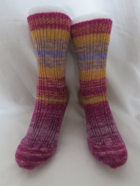 Hand-cranked Knitted Ribbed Wool Socks Size 4 to 5