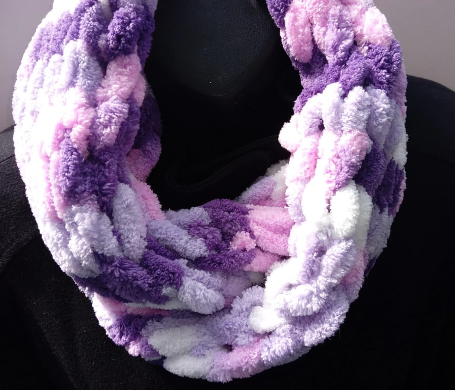 Hand-knitted infinity cosy chunky winter scarf in white purple pink lilac
