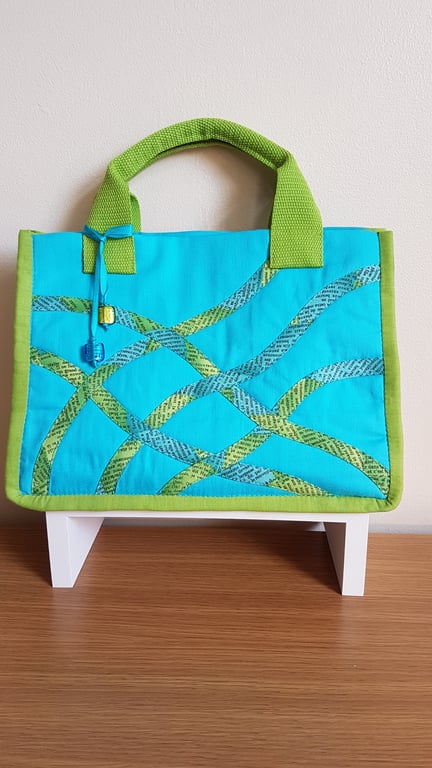 Handbag Wavy Letters