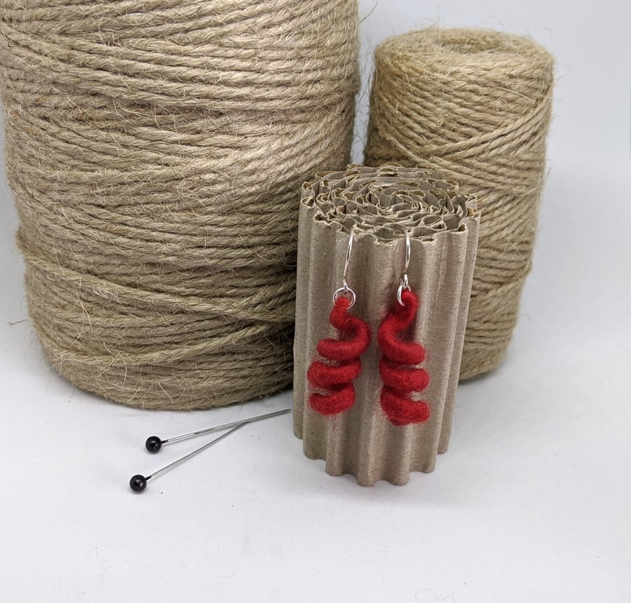 Felted earrings - red coils